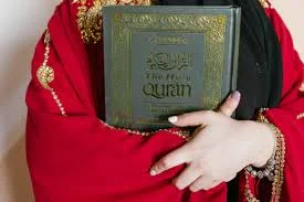 Benefits of Reciting the Quran Daily